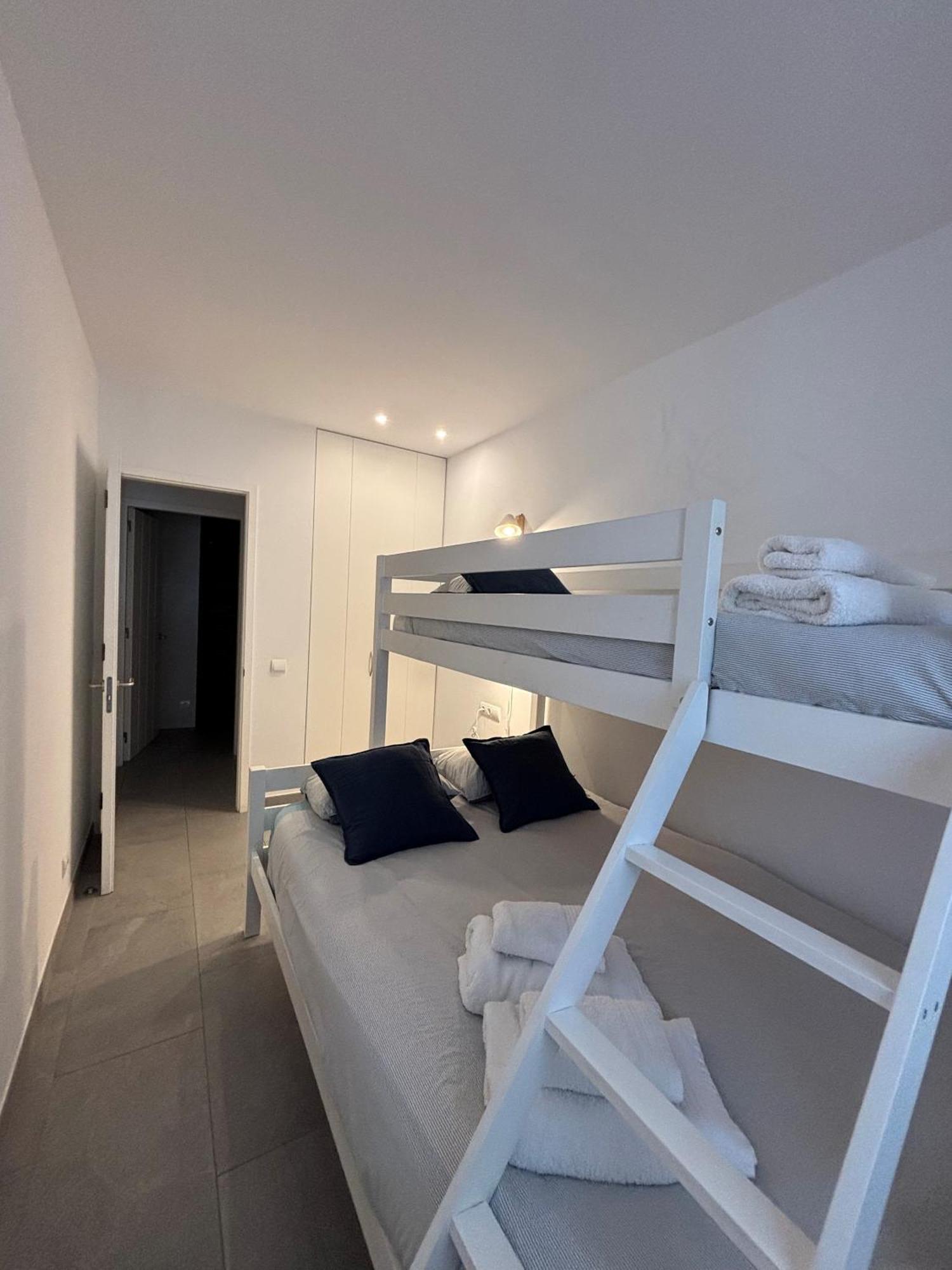 Apartamento Nuevo En El Centro Con Garaje Cadaqués Buitenkant foto